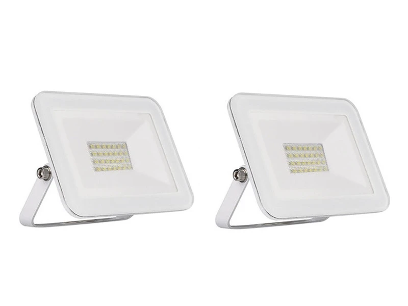 REV 10 Watt LED Strahler 2er SET, 900 Lumen, 6500 Kelvin Tageslichtweiß, IP65 3 REV 10 Watt LED Strahler 2er SET, 900 Lumen, 6500 Kelvin Tageslichtweiß, IP65