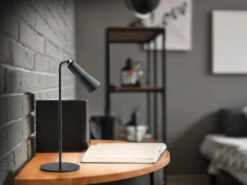 Reality Leuchten 3 In 1 LED Akku Tischleuchte MAXI Mit Klemm- & Klebestation, Schwarz H: 36cm -Bestes Beleuchtungs Geschäft 3 in 1 led akku tischleuchte maxi mit klemm klebes 2