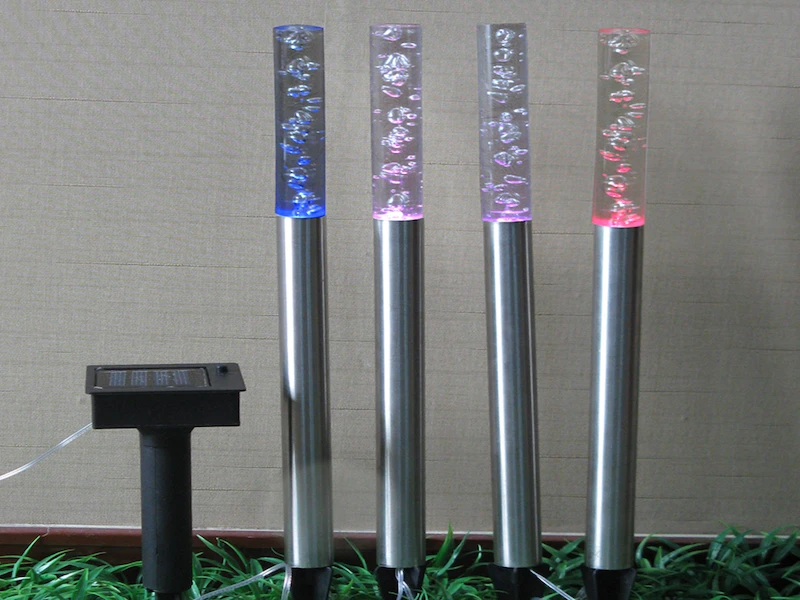 Globo 4 RGB LED Solarstäbchen Mit Erdspieß & Separatem Solarpanel Für Den Außenbereich 6 Globo 4 RGB LED Solarstäbchen Mit Erdspieß & Separatem Solarpanel Für Den Außenbereich – Bild 4