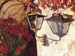 Konstsmide 2er Set Außenwandleuchte / Laterne FENIX, Kupfer Massiv / Acrylglas Rauchfarben 6 Konstsmide 2er Set Außenwandleuchte / Laterne FENIX, Kupfer Massiv / Acrylglas Rauchfarben -Bestes Beleuchtungs Geschäft ambientebild 3