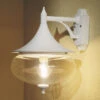 Konstsmide Dekorative Außenwandleuchte LIBRA, Aluminium Weiß / Glas Klar, Beleuchtung Haus