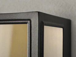 Konstsmide Große LED Außenwandlaterne Schwarz-Messing Mit Klarglas, Höhe 40cm -Bestes Beleuchtungs Geschäft grosse led aussenwandlaterne schwarz messing mit k 7