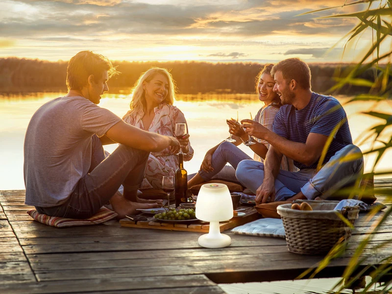 FHL Easy Kleine Outdoor Akku Tischlampe BARLETTA 26cm Ohne Kabel - LED & RGB 12 FHL Easy Kleine Outdoor Akku Tischlampe BARLETTA 26cm Ohne Kabel - LED & RGB – Bild 10