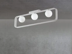 MeineWunschleuchte LED Deckenleuchte 3 Flammig Metall Weiß & Opal Glaskugeln, 80cm Breit -Bestes Beleuchtungs Geschäft led deckenleuchte 3 flammig metall weiss opal glas 2