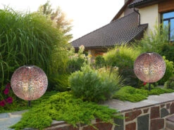 MeineWunschleuchte LED Metall Solarkugeln 2er Set Ø 27cm Mit Erdspieß, Silber Antik -Bestes Beleuchtungs Geschäft led metall solarkugeln 2er set 27cm mit erdspiess 1 4