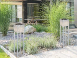 MeineWunschleuchte LED Rattan Solarleuchten 2er Set Weiß - Außenstehlampen Mit Erdspieß Höhe 62cm -Bestes Beleuchtungs Geschäft led rattan solarleuchten 2er set weiss aussenstehl 3