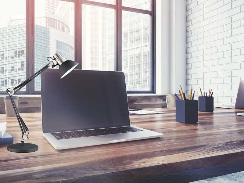 Fischer & Honsel LED Schreibtischlampe Schwarz, Dreifach Schwenkbar, Als Klemmleuchte Verwendbar 8 Fischer & Honsel LED Schreibtischlampe Schwarz, Dreifach Schwenkbar, Als Klemmleuchte Verwendbar – Bild 6