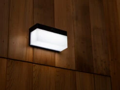 Lutec LED Solar Wandleuchte FRAN Breite 18cm Bewegungsmelder, Per App Steuerbar -Bestes Beleuchtungs Geschäft led solar wandleuchte fran breite 18cm bewegungsme 5