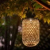 MeineWunschleuchte LED Solarlaterne AURE Hängend Aus Bambus Korbgeflecht Mit Sisalseil, Höhe 56cm -Bestes Beleuchtungs Geschäft led solarlaterne aure haengend aus bambus korbgefl
