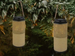 MeineWunschleuchte LED Solarlaternen 2er SET, Metall Rattanoptik, Hängend Oder Stehend, Höhe 45cm