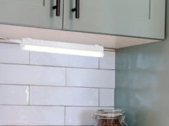 Trio Leuchten LED Unterbauleuchte RAMON Mit Schalter & 230V Direktanschluss, 28cm Kurz