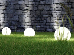 Reality Leuchten Leuchtkugel BOLO Für Den Garten Mit Strom Weiß, 5m Kabel, Ø 30 Cm -Bestes Beleuchtungs Geschäft leuchtkugel bolo fuer den garten mit strom weiss 5 15