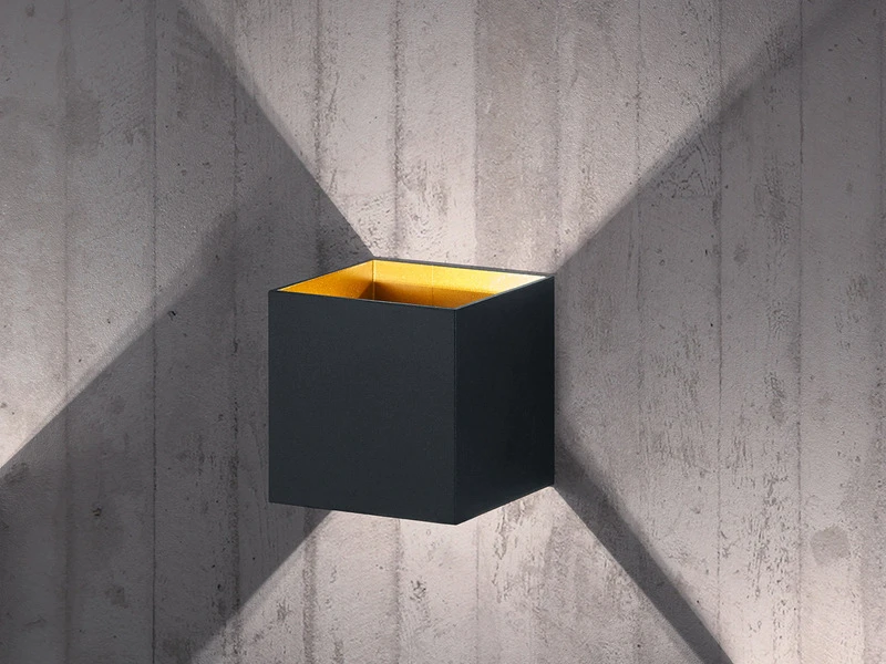 Trio Leuchten Moderne Up & Down LED Wandleuchte LOUIS Schwarz Matt/ Gold, 10x10x10cm 6 Trio Leuchten Moderne Up & Down LED Wandleuchte LOUIS Schwarz Matt/ Gold, 10x10x10cm – Bild 4