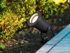 Trio Leuchten Schwenkbarer LED Garten Baumstrahler Mit Erdspieß & 5m Anschlusskabel Ø 9,2cm -Bestes Beleuchtungs Geschäft schwenkbarer led garten baumstrahler mit erdspiess 4