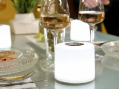 Lutec Smarte Akku LED Außentischleuchte NOMA - Basis SET Erweiterbar, RGB Ø10cm -Bestes Beleuchtungs Geschäft smarte akku led aussentischleuchte noma basis set 1 7