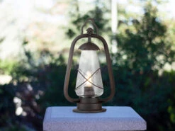 Elstead Lighting Sockelleuchte MINERS In Antiker Laternenoptik, Höhe 36cm