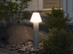 Konstsmide Sockelleuchte / Wegeleuchte BARLETTA, Aluminium Grau / Acrylglas Opal, E27, IP44 -Bestes Beleuchtungs Geschäft sockelleuchte wegeleuchte barletta aluminium grau 1 2