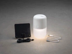 Konstsmide Solar LED Leuchte ASSISI Mit 3-Stufen Dimmer & USB-Kabel, IP44, Weiß -Bestes Beleuchtungs Geschäft solar led leuchte assisi mit 3 stufen dimmer usb k 13