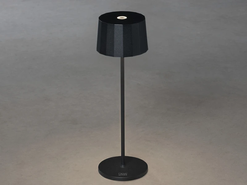 Konstsmide Wiederaufladbare LED Outdoor Akku Tischleuchte POSITANO Dimmbar Schwarz, H: 35cm 5 Konstsmide Wiederaufladbare LED Outdoor Akku Tischleuchte POSITANO Dimmbar Schwarz, H: 35cm – Bild 3